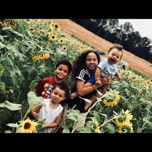 Meet your Posher, Rebecca